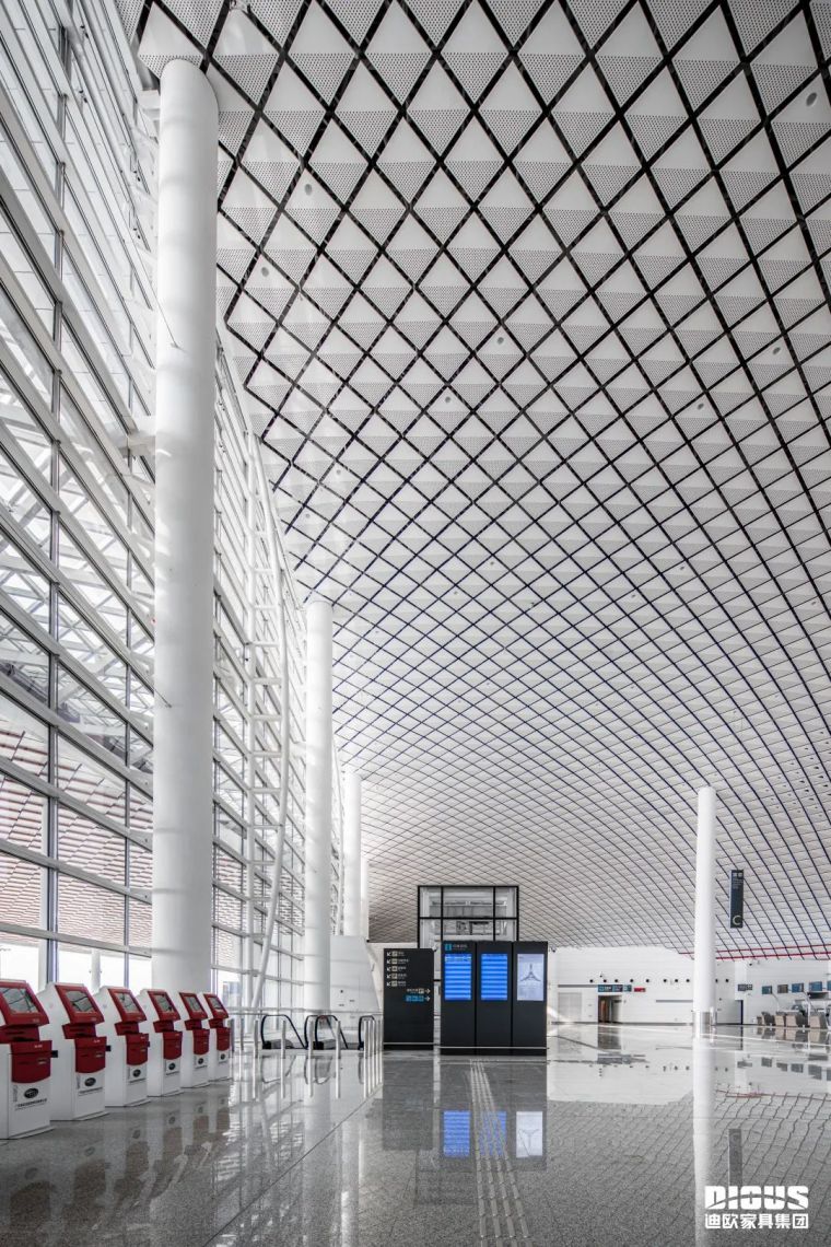 迪歐辦公家具案例 x 湛江吳川機場